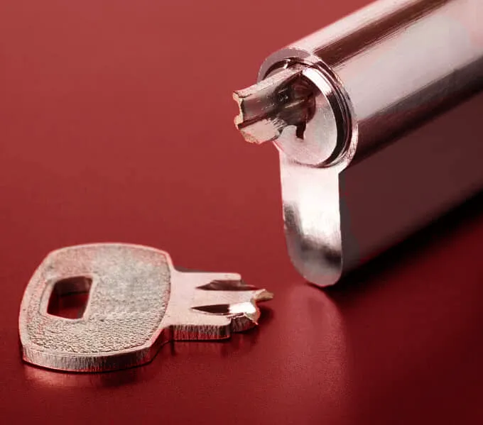 Snapped key in lock fix at Leigh’s Locksmiths Bridgend
